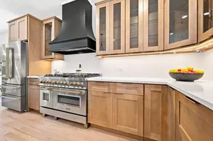 11173 S Longwood Dr, Chicago, IL 60643 - Photo 11