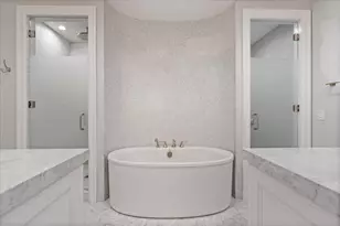 451 W Deming Pl, Chicago, IL 60614 - Photo 23