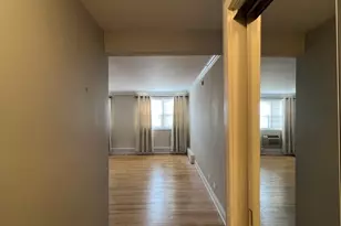 2400 W Balmoral Ave, Chicago, IL 60625 - Photo 5