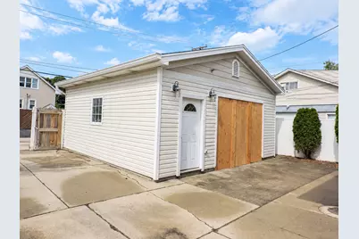 1110 N 16th Avenue, Melrose Park, IL 60160 - Photo 21