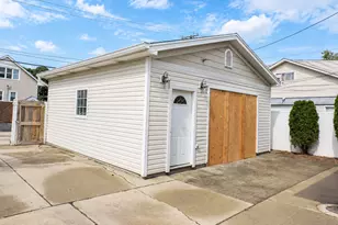 1110 N 16th Ave, Melrose Park, IL 60160 - Photo 21