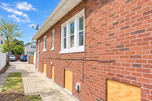 1110 N 16th Ave, Melrose Park, IL 60160 - Photo 3