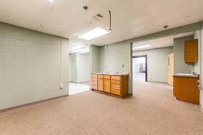 520 N Maple Street, Sycamore, IL 60178 - Photo 21