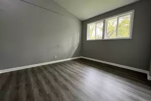 150 Wilson Pl, Oswego, IL 60543 - Photo 5