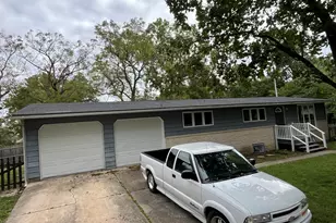 150 Wilson Pl, Oswego, IL 60543 - Photo 1