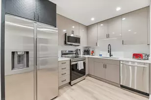 7109 N Western Ave, Chicago, IL 60645 - Photo 11