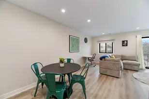 7109 N Western Ave, Chicago, IL 60645 - Photo 7
