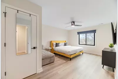 7109 N Western Avenue #3S, Chicago, IL 60645 - Photo 13