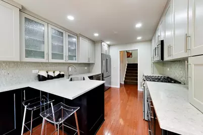 825 Fountain View Drive, Deerfield, IL 60015 - Photo 5