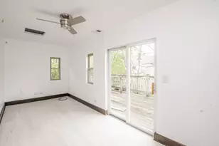 11127 S Homewood Ave, Chicago, IL 60643 - Photo 13