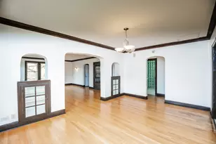 11127 S Homewood Ave, Chicago, IL 60643 - Photo 5