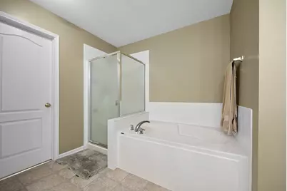 718 Versailles Parkway, Oswego, IL 60543 - Photo 25