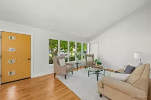 714 Western Ave, Glen Ellyn, IL 60137 - Photo 3