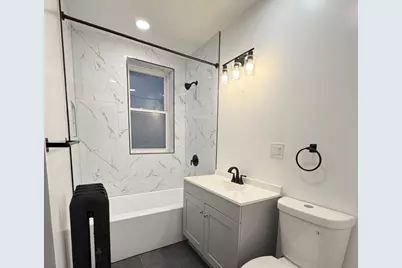 6837 S East End Avenue #1s, Chicago, IL 60649 - Photo 9