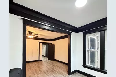 6837 S East End Avenue #1s, Chicago, IL 60649 - Photo 5
