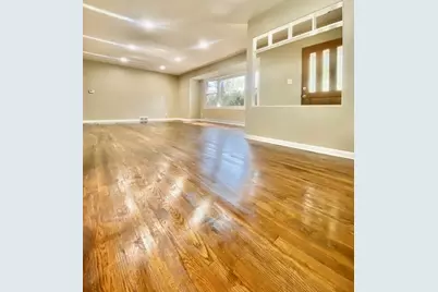 125 E Kimball Avenue, Woodstock, IL 60098 - Photo 13