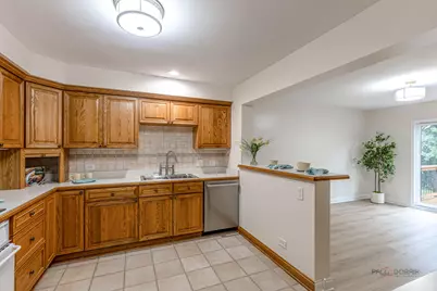 10 Newcastle Lane, Lincolnshire, IL 60069 - Photo 11