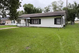 250 N Hammes Ave, Kankakee, IL 60901 - Photo 3
