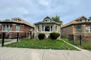724 W 50th Pl, Chicago, IL 60609 - Photo 1