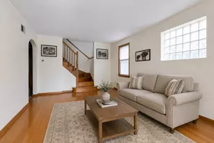 6227 N Naper Ave, Chicago, IL 60631 - Photo 3