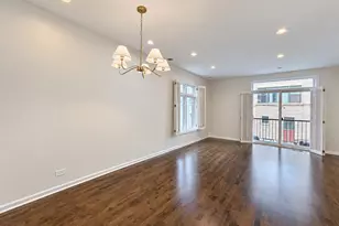 1351 W Altgeld St, Chicago, IL 60614 - Photo 9