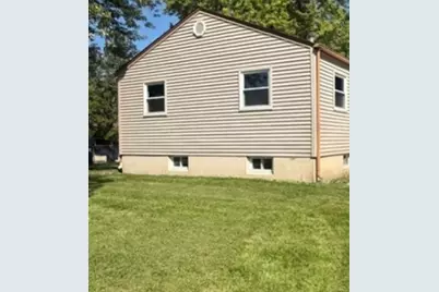 1945 Creek Road, Waukegan, IL 60087 - Photo 3