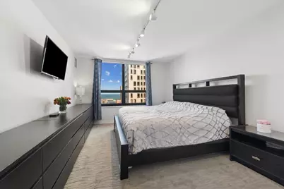 401 E Ontario Street #2707, Chicago, IL 60611 - Photo 15