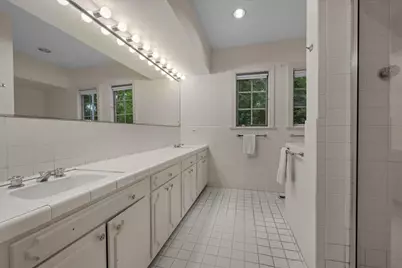 64 Locust Road, Winnetka, IL 60093 - Photo 27