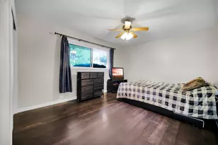 830 McClaran Ave, Aurora, IL 60506 - Photo 21