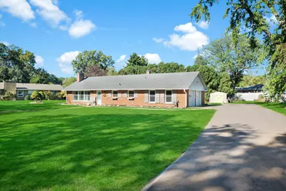 830 McClaran Avenue, Aurora, IL 60506 - Photo 1