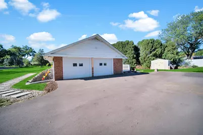 830 McClaran Avenue, Aurora, IL 60506 - Photo 7