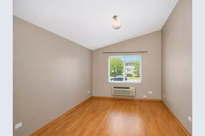 1623 Silverstone Drive #1623, Carpentersville, IL 60110 - Photo 11