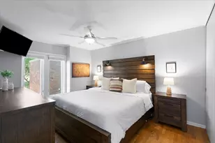 1928 N Larrabee St, Chicago, IL 60614 - Photo 13