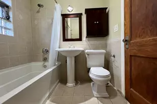2155 N Kilbourn Ave, Chicago, IL 60639 - Photo 15