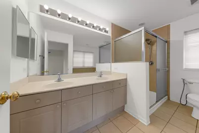 384 W Pointe Drive, Vernon Hills, IL 60061 - Photo 27
