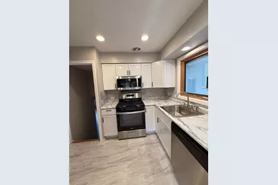 9109 Parkside Avenue #1, Morton Grove, IL 60053 - Photo 21