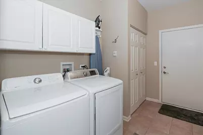 371 Hickory Lane, South Elgin, IL 60177 - Photo 35