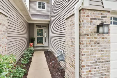 371 Hickory Lane, South Elgin, IL 60177 - Photo 3
