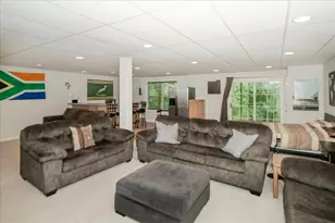 371 Hickory Ln, South Elgin, IL 60177 - Photo 21