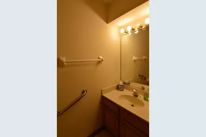 277 Oak Bluff Court #24-4, Wauconda, IL 60084 - Photo 11