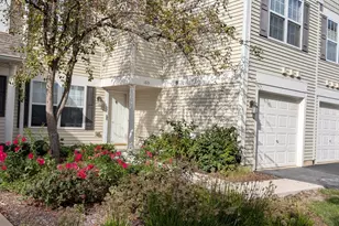 2947 Rutland Circle E, Naperville, IL 60564 - Photo 3
