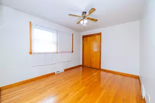 6023 S Parkside Ave, Chicago, IL 60638 - Photo 3