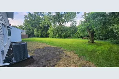 1421 Lawrence Crescent, Flossmoor, IL 60422 - Photo 5