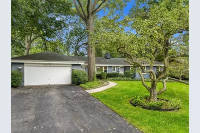 311 N Mac Arthur Boulevard, Mount Prospect, IL 60056 - Photo 1