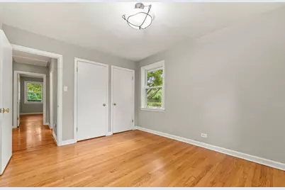 311 N Mac Arthur Boulevard, Mount Prospect, IL 60056 - Photo 29