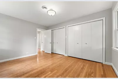311 N Mac Arthur Boulevard, Mount Prospect, IL 60056 - Photo 25