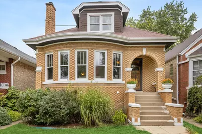 5424 W Waveland Avenue, Chicago, IL 60641 - Photo 1