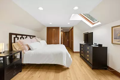 5424 W Waveland Avenue, Chicago, IL 60641 - Photo 29