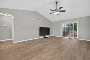 135 Kevin Dr, Coal City, IL 60416 - Photo 7