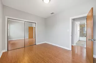 2121 N St Louis Ave, Chicago, IL 60647 - Photo 13